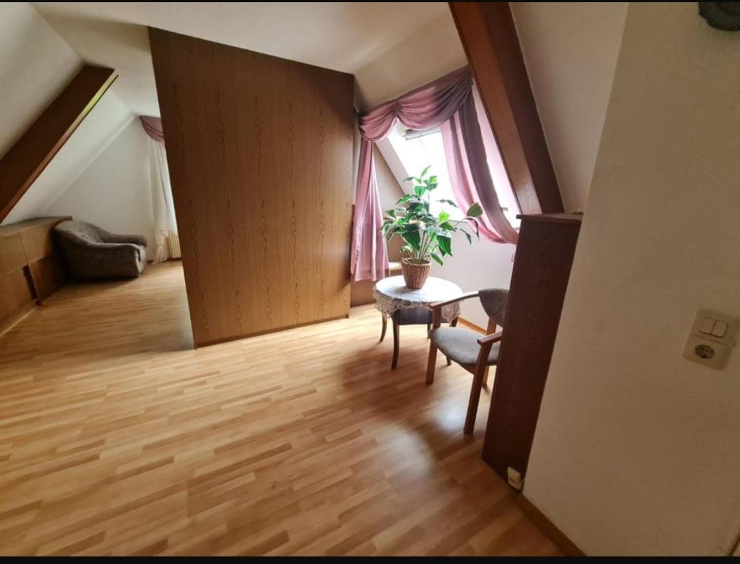 Hotel Pension Zur Harburg Uslar Exterior foto